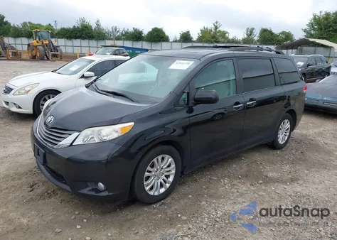 2013 Toyota Sienna Xle V6 8 Passenger из США, поврежденный, VIN 5TDYK3DC6DS367569